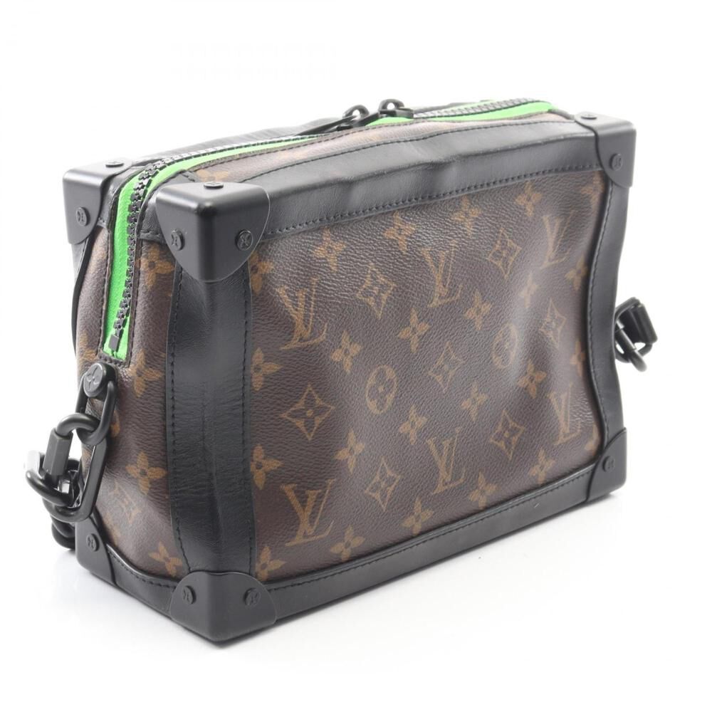Louis Vuitton Shoulder Bags