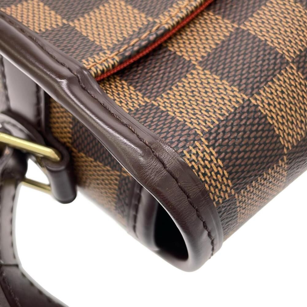 Louis Vuitton Shoulder Bags