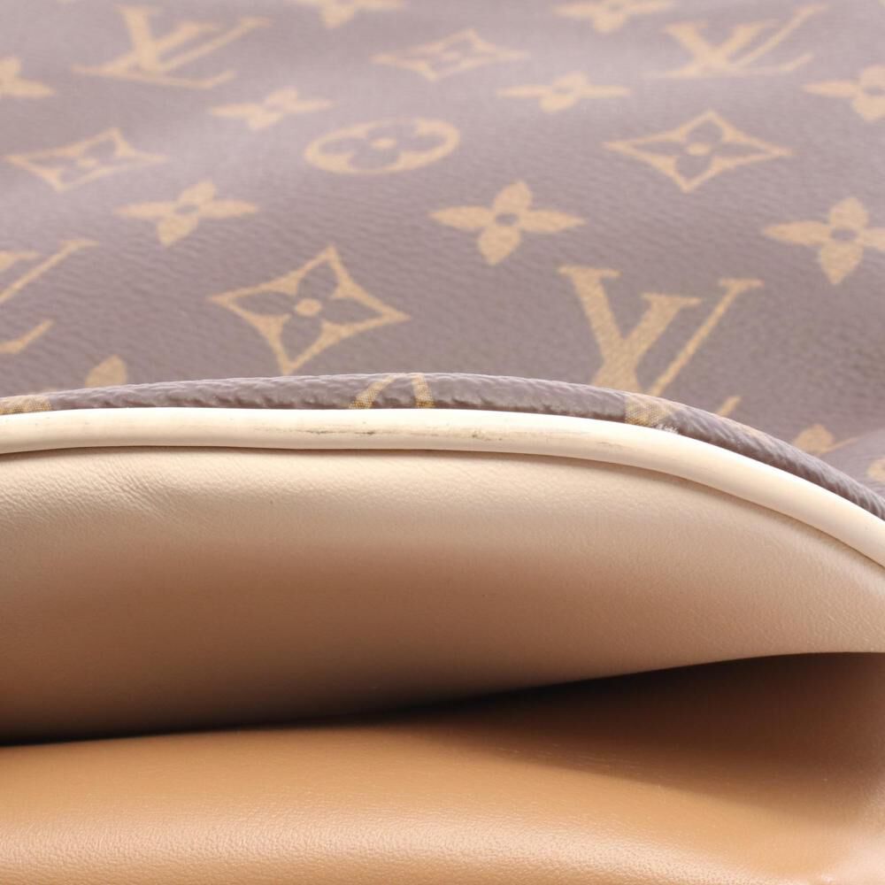 Louis Vuitton Tote
