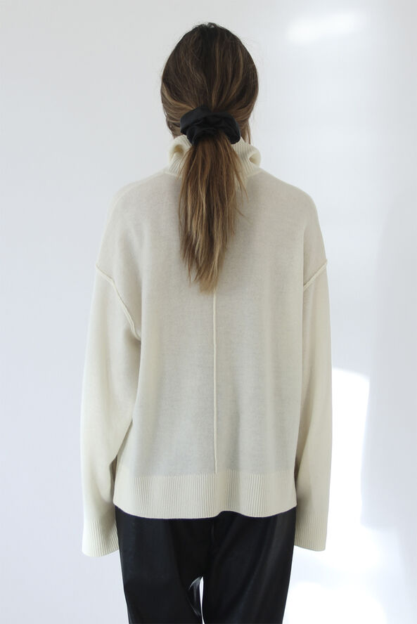 Cosmo Turtle Sweater