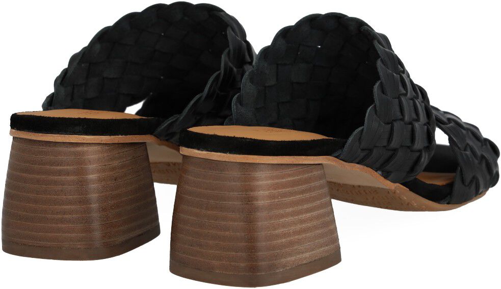 Mule med flettet l&aelig;derdetalje