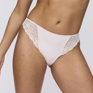 Cyrile rio briefs