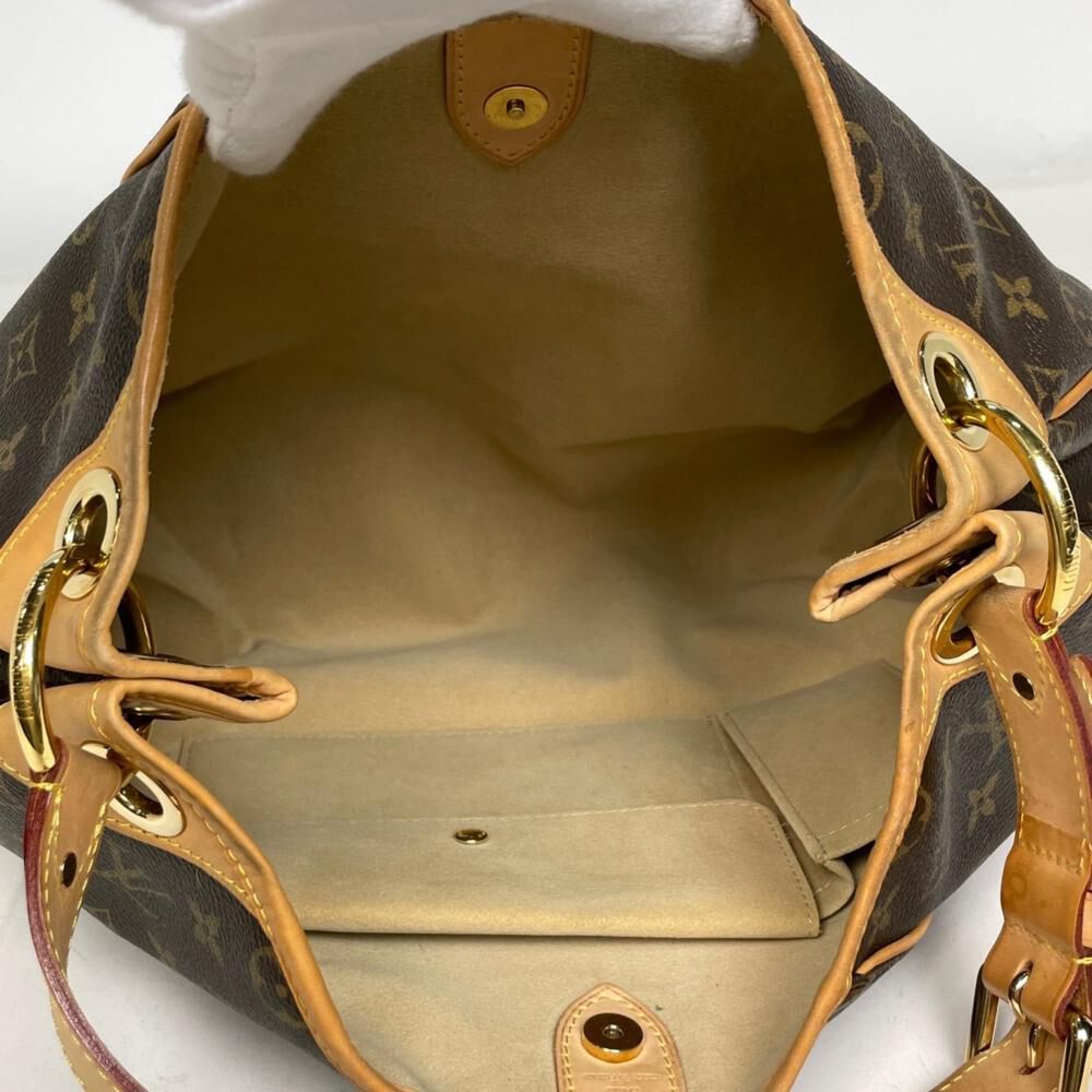 Louis Vuitton Galliera