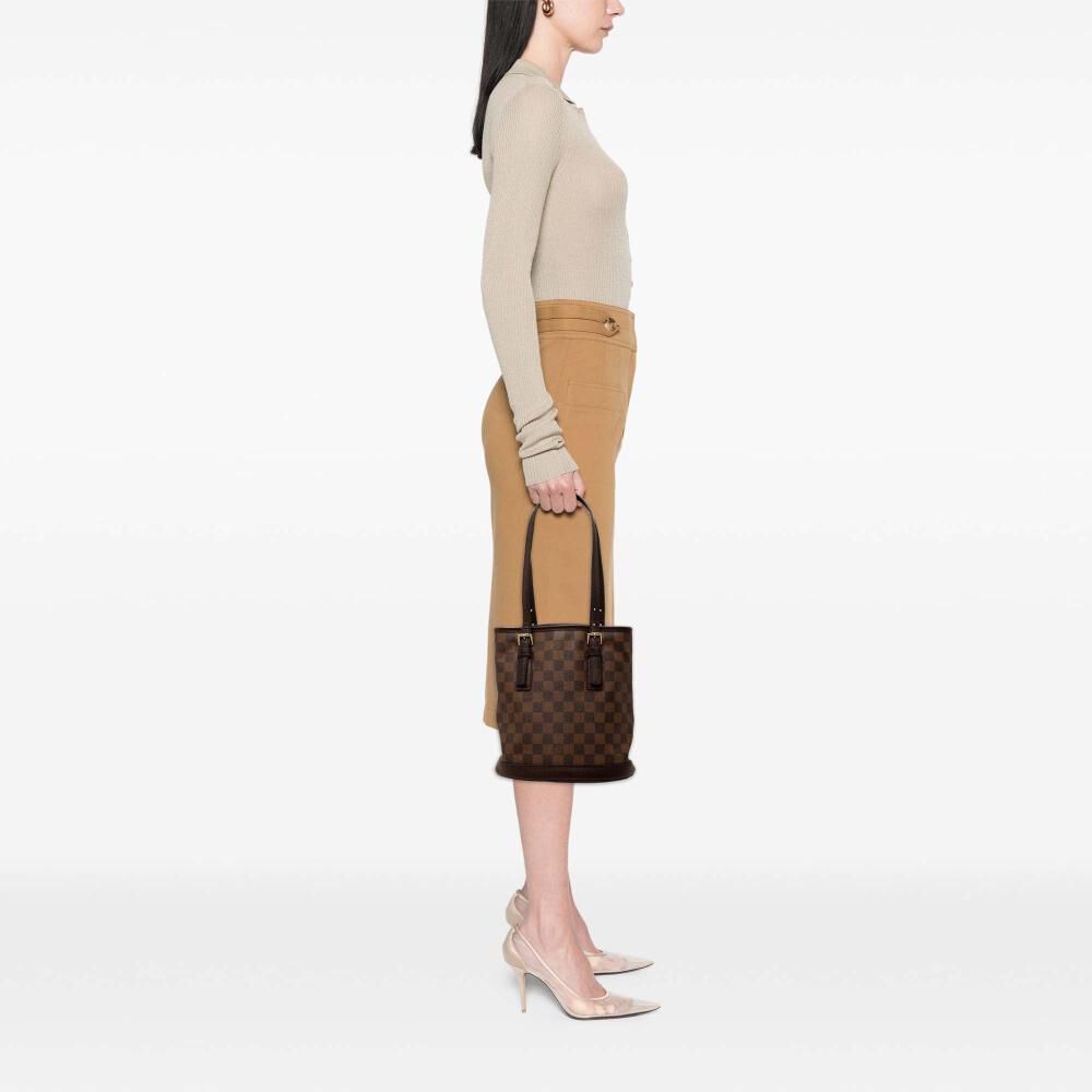 Louis Vuitton Marais