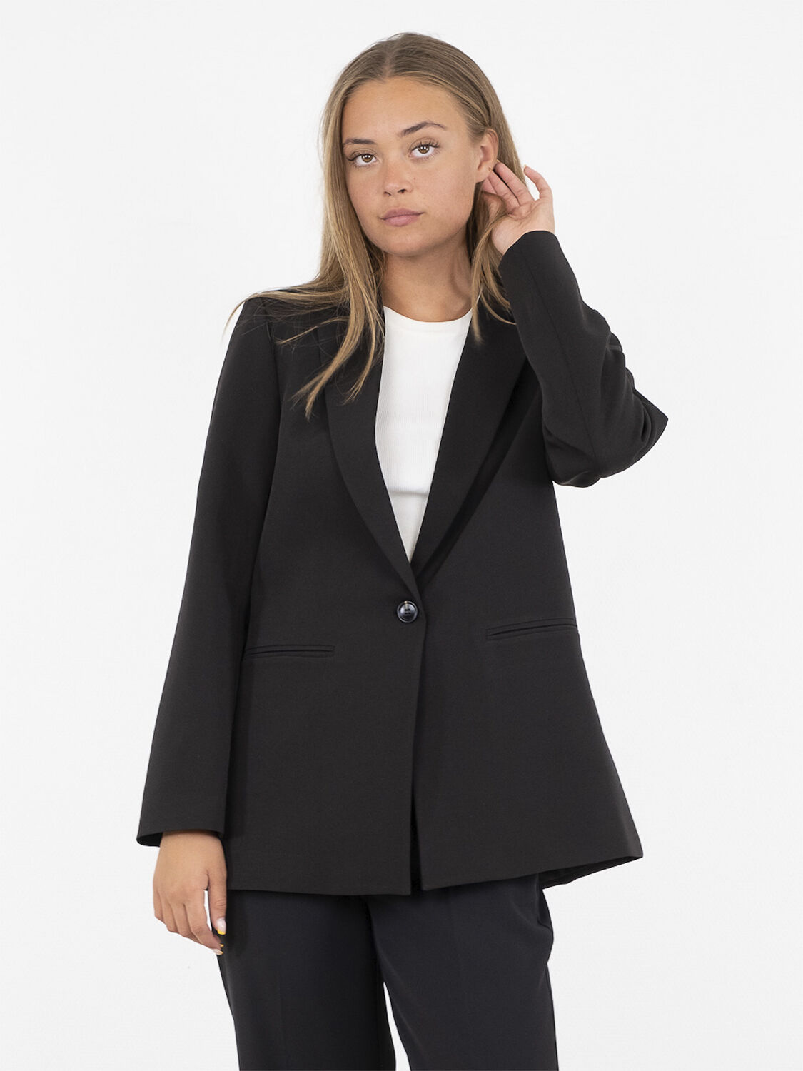 Avery Suit Blazer