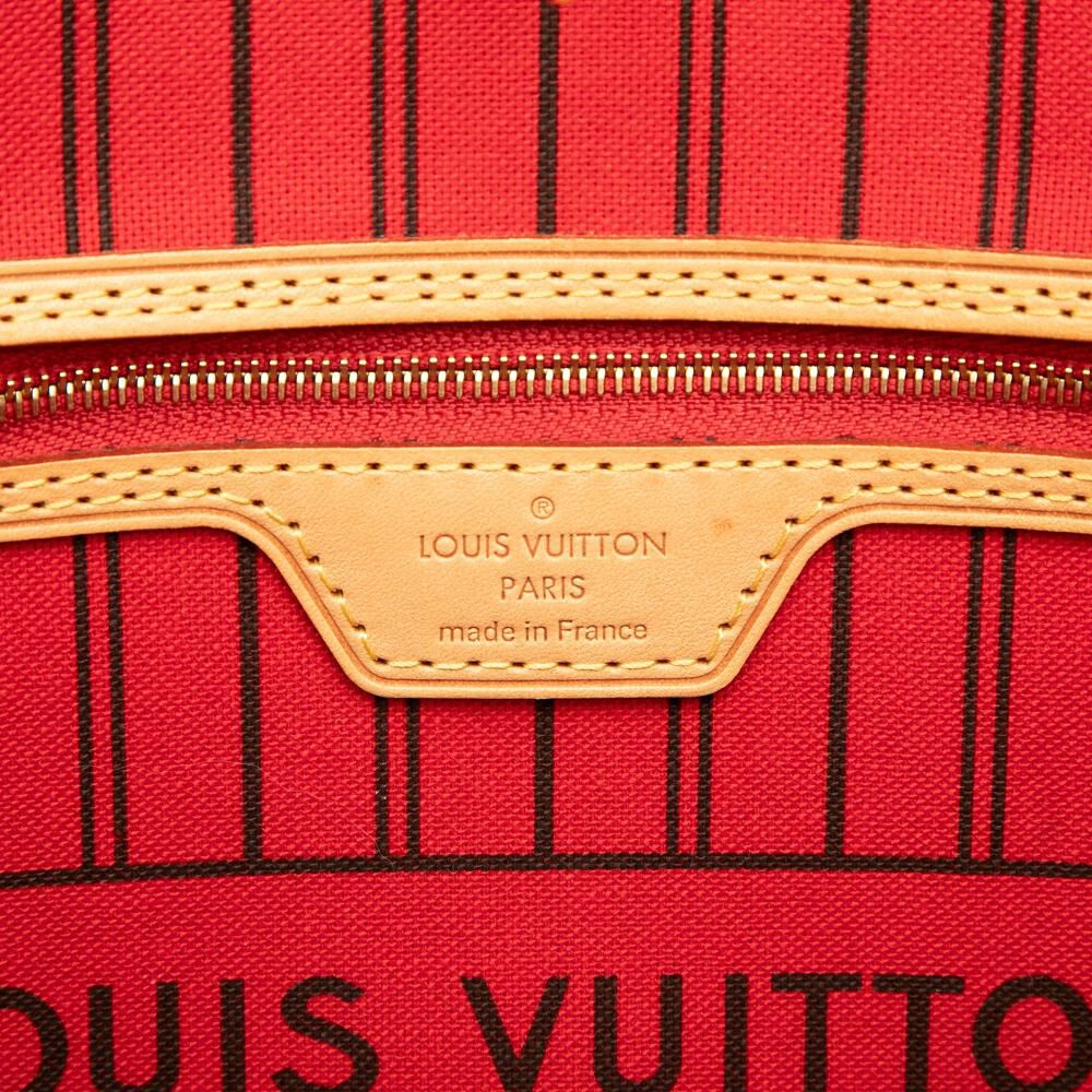 Louis Vuitton Neverfull