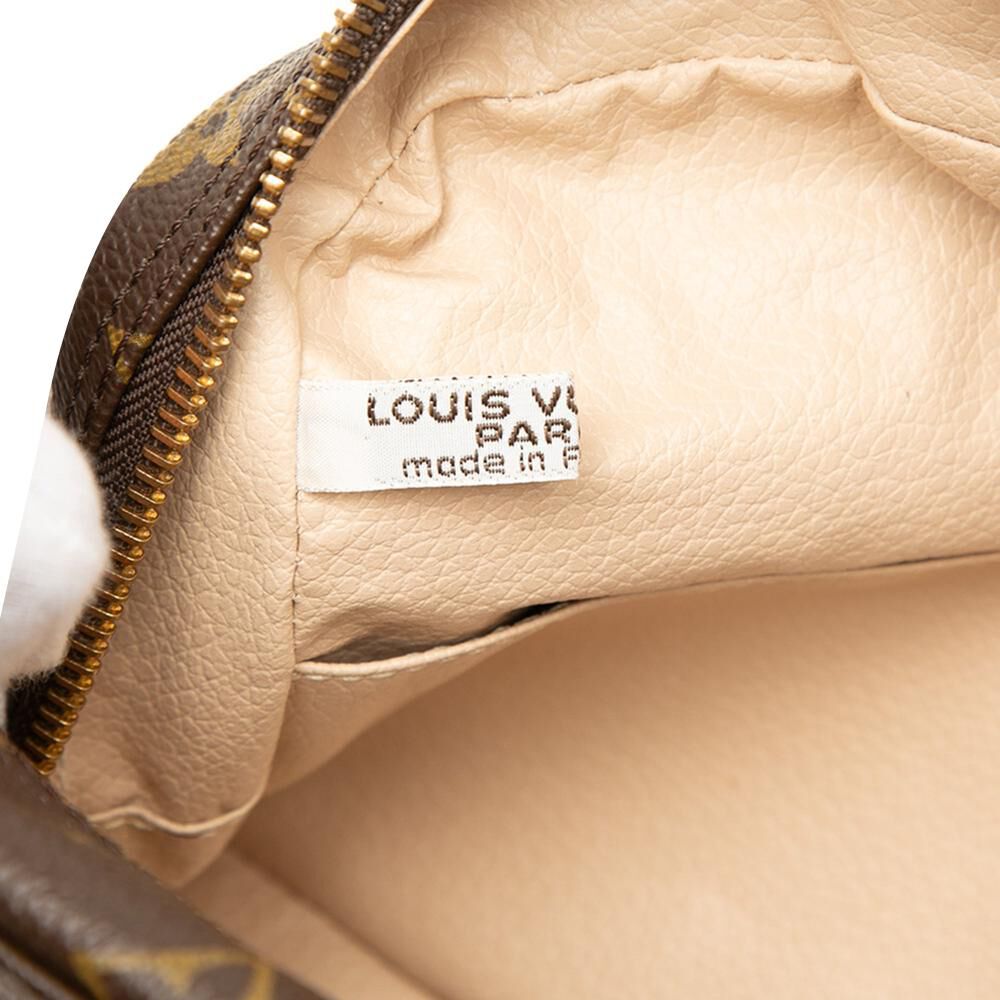 Louis Vuitton Trousse Toilette