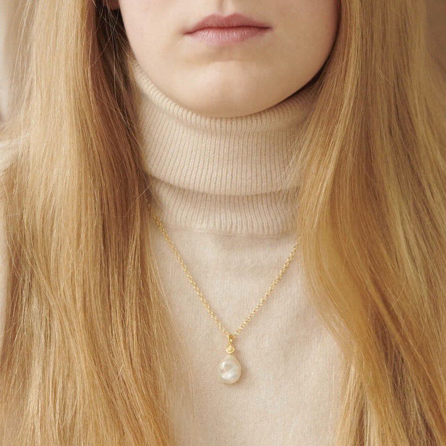 Paloma Pearl Necklace