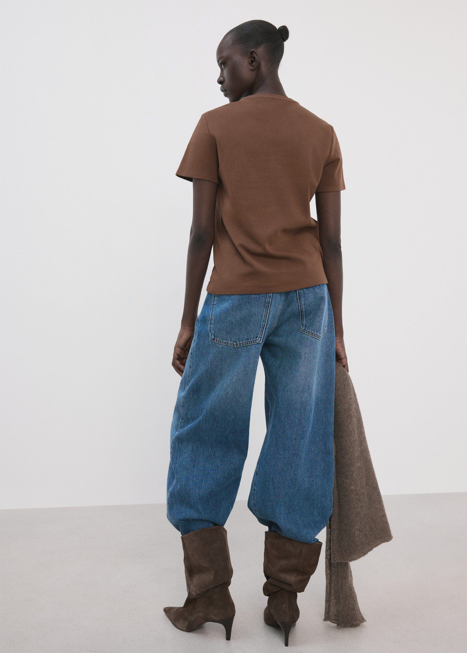 Short-sleeved cotton t-shirt