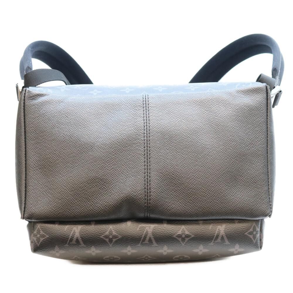 Louis Vuitton Discovery Backpack