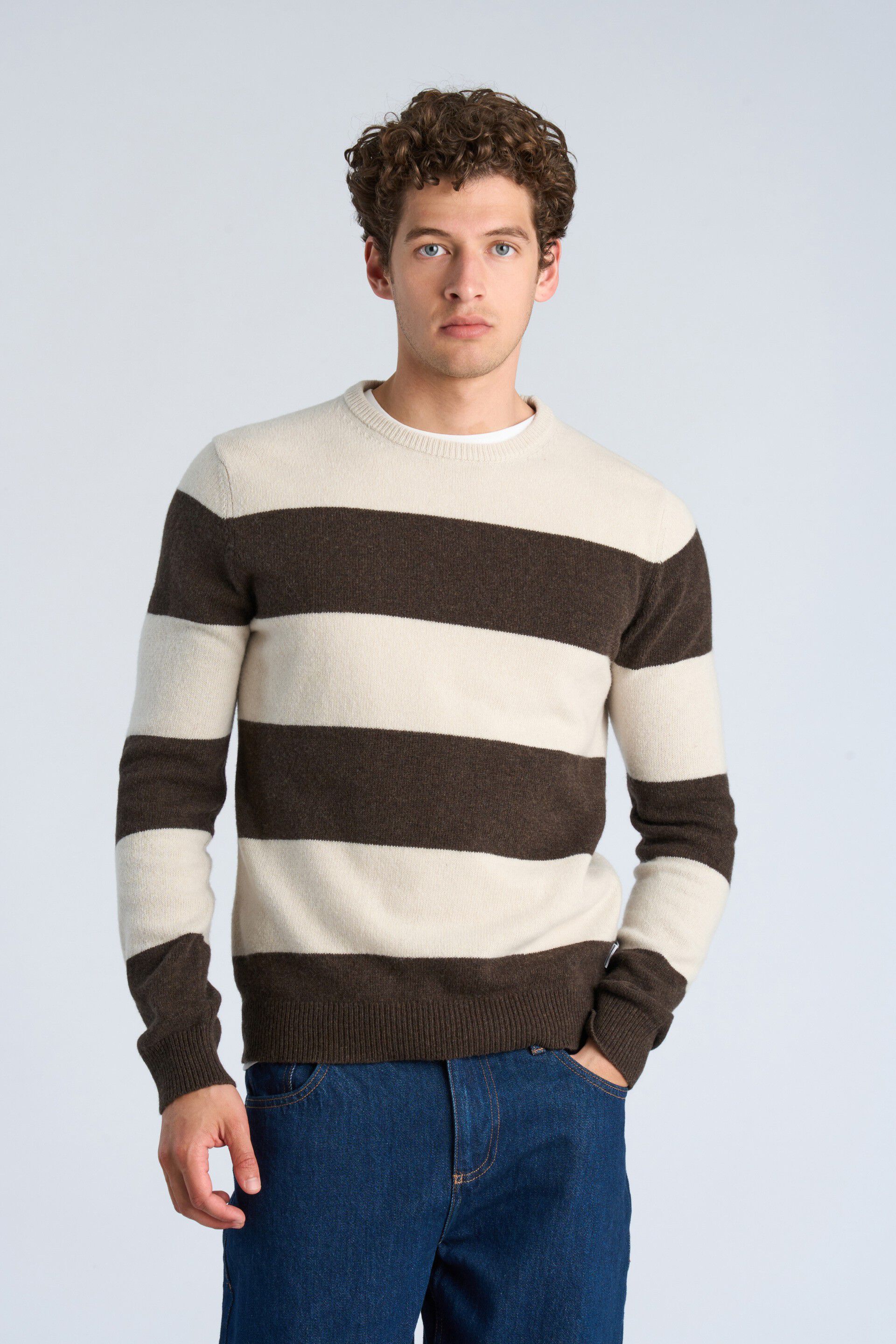 Lambswool striped o-neck knit