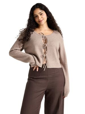 Myk, strikket cardigan med rund hal