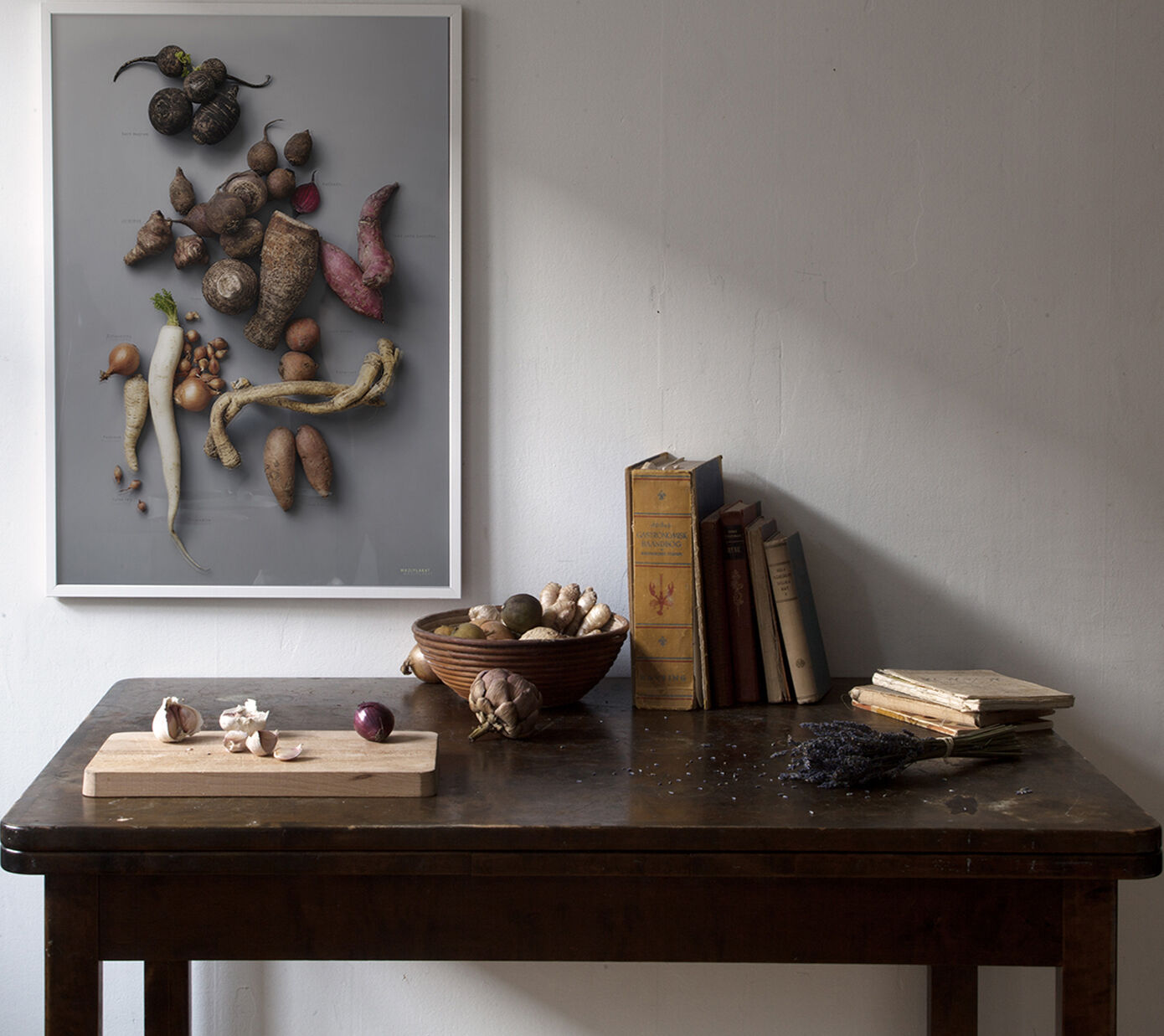 MAD/PLAKAT - Gr&aring; r&oslash;dder- stilleben