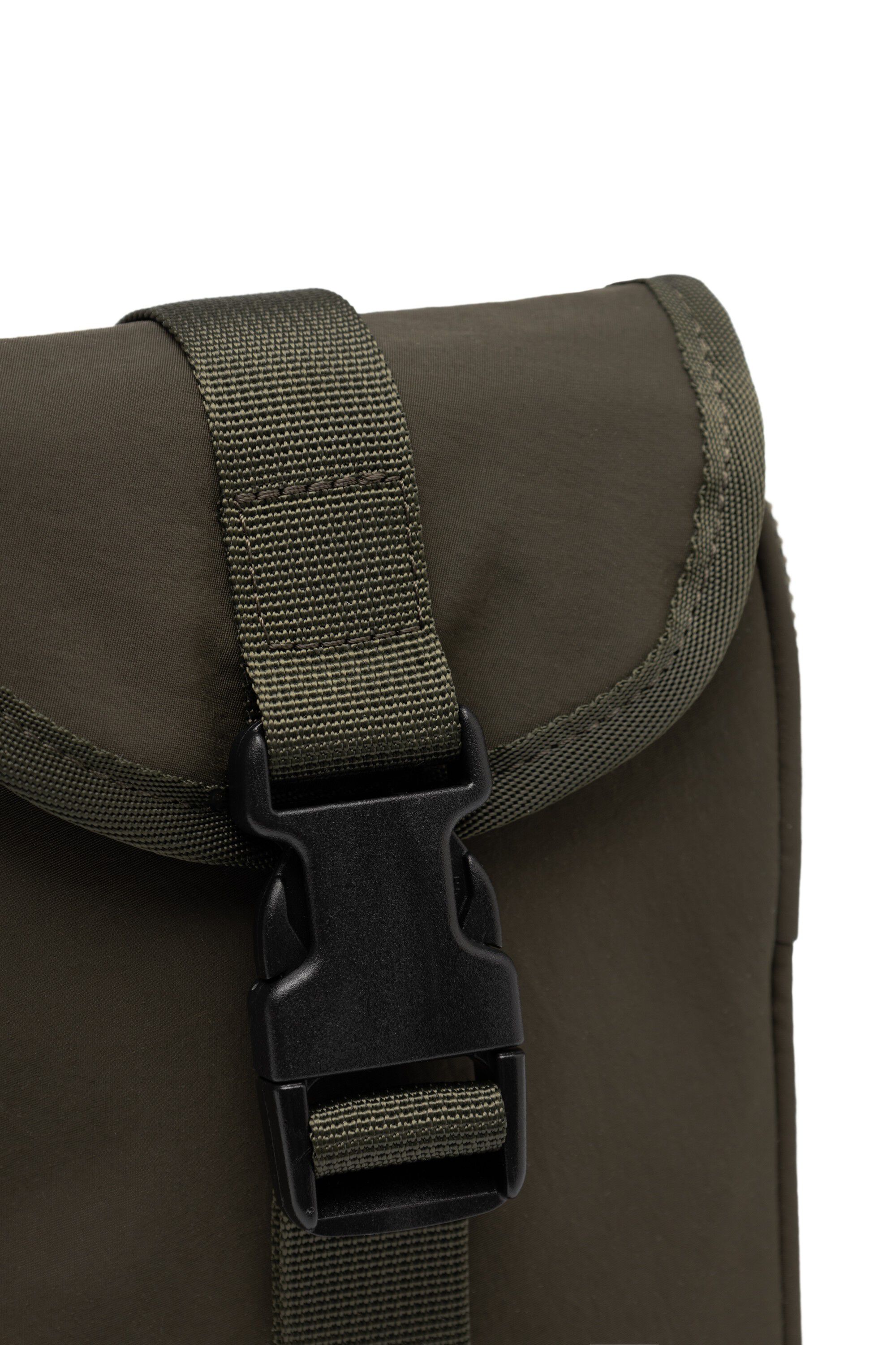 WWRalf shoulder pouch 25346