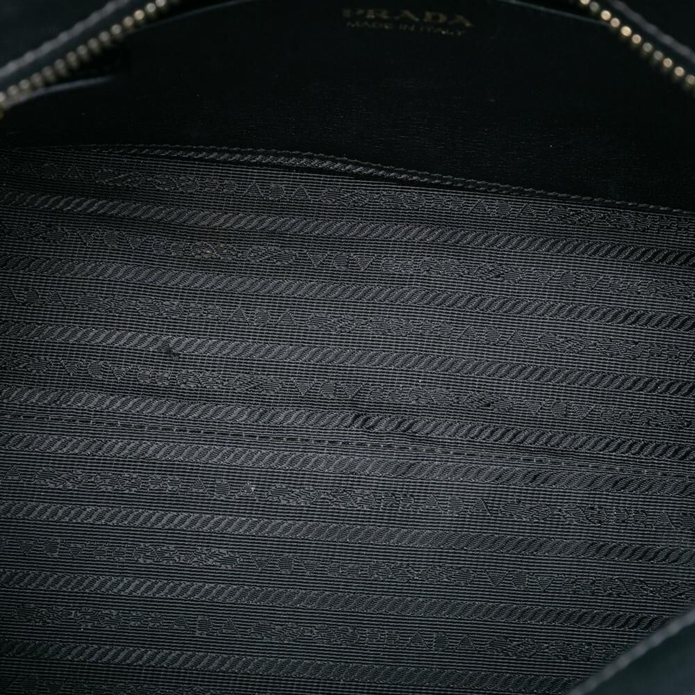 Prada Esplanade