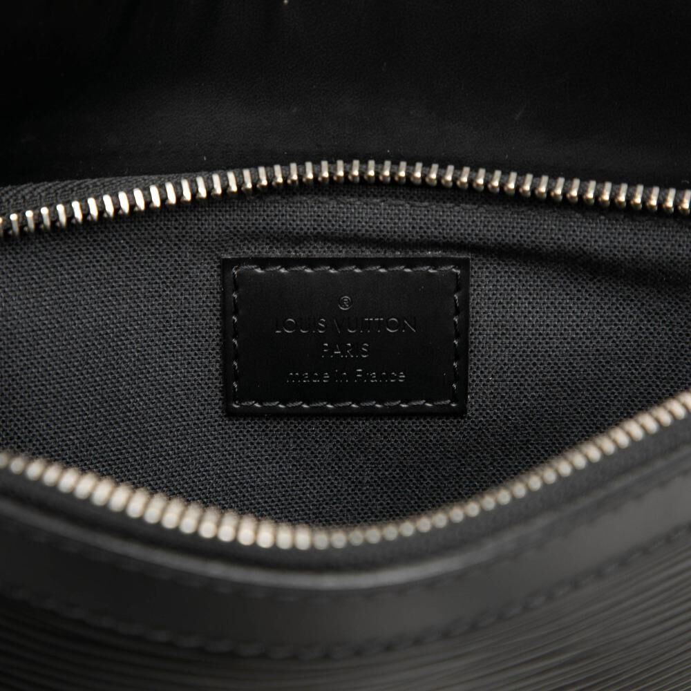 Louis Vuitton Clutch