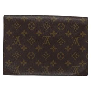 Louis Vuitton Clutch