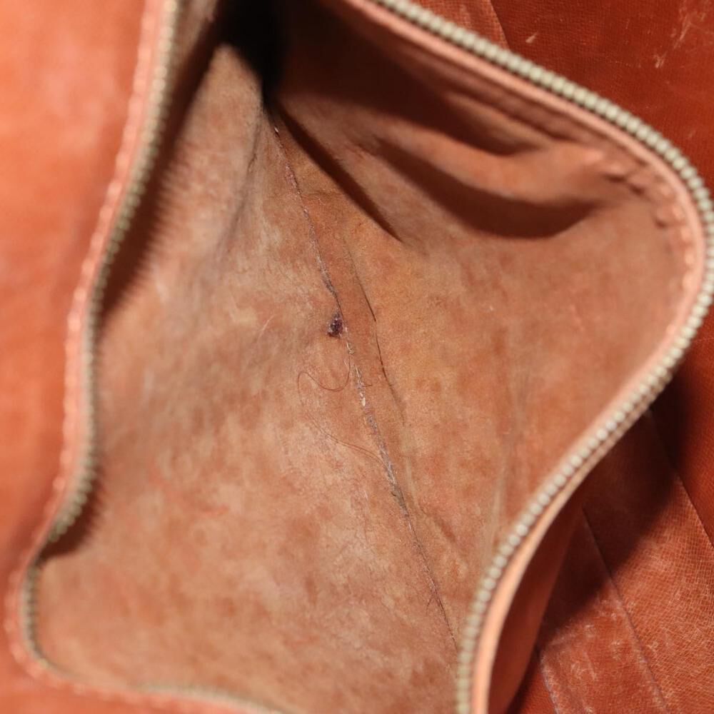 Louis Vuitton Chantilly