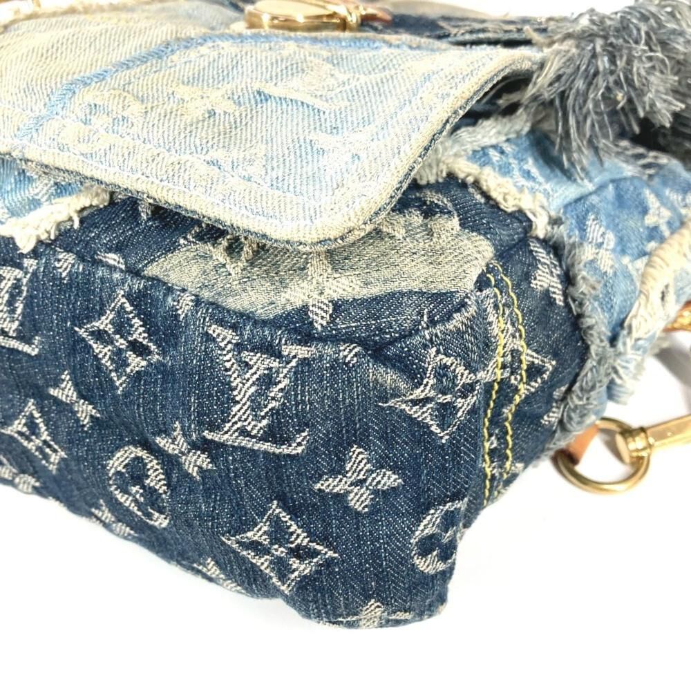 Louis Vuitton Shoulder Bags