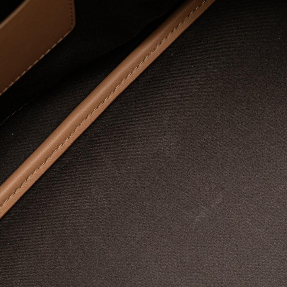 Chlo&eacute; Shoulder Bag