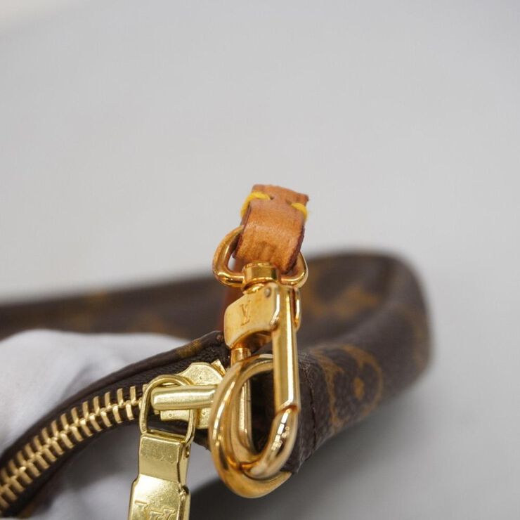 Louis Vuitton Pochette Accessoires