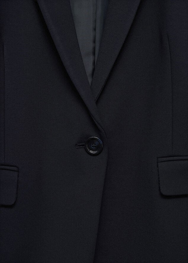 Suit jacket with pockets