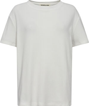 Bryson Tee