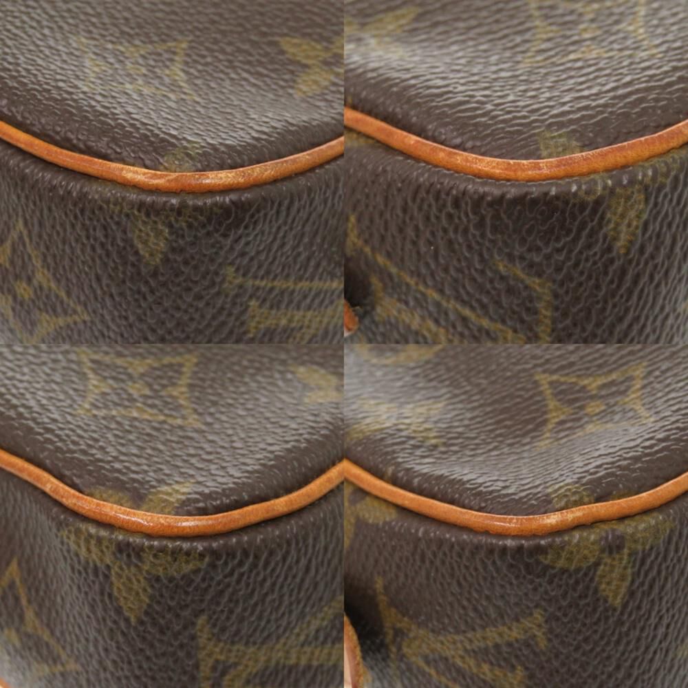 Louis Vuitton Shoulder Bags