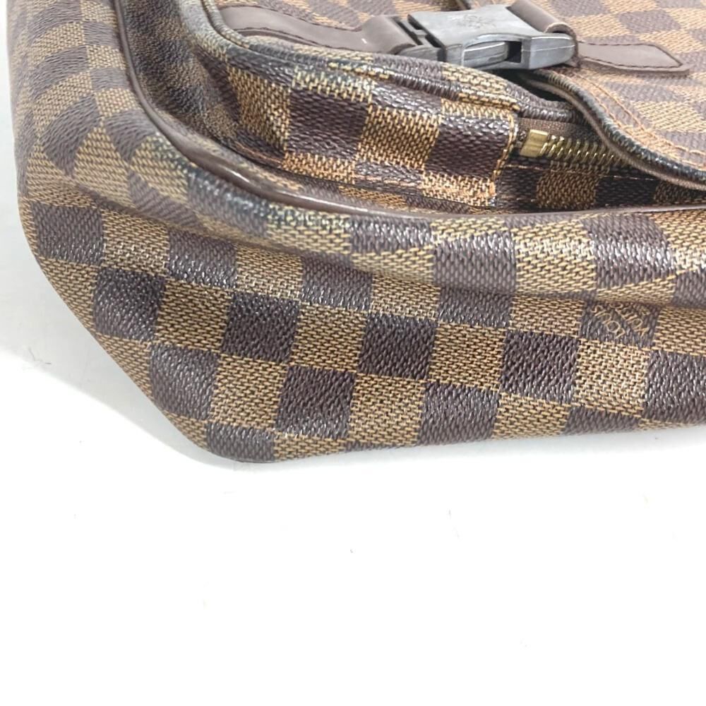 Louis Vuitton Messenger