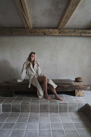 MIA BATHROBE