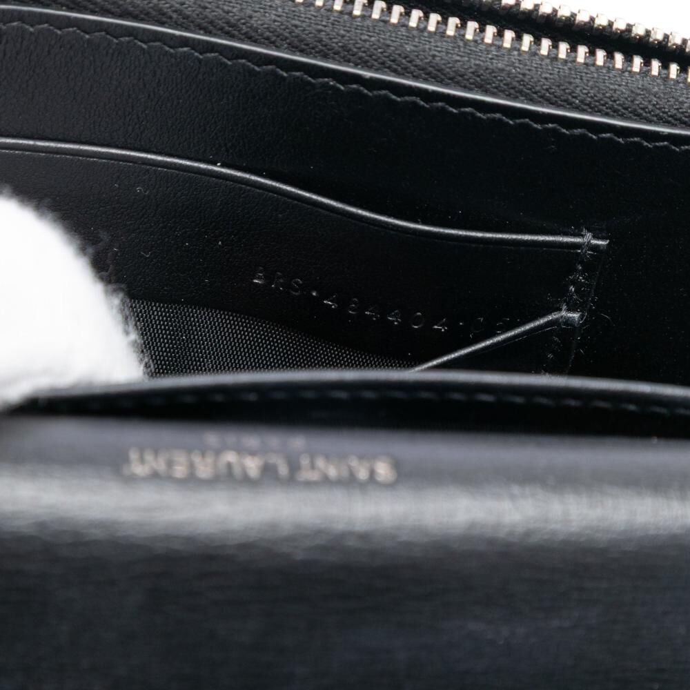 Yves Saint Laurent Shoulder Bag