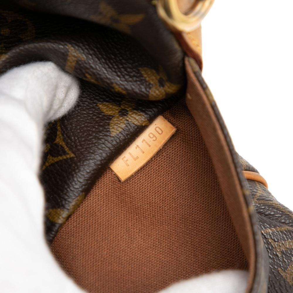 Louis Vuitton Totally