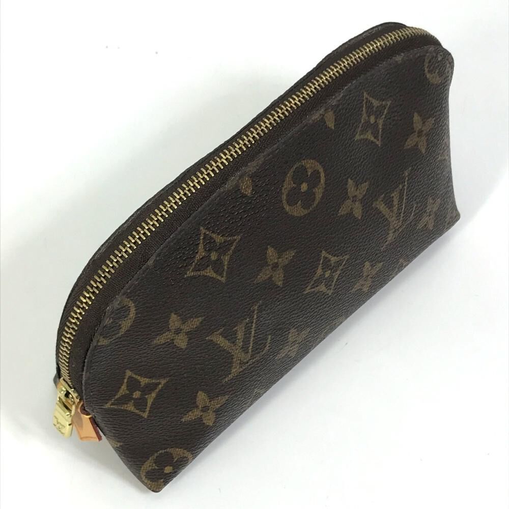 Louis Vuitton Pouch