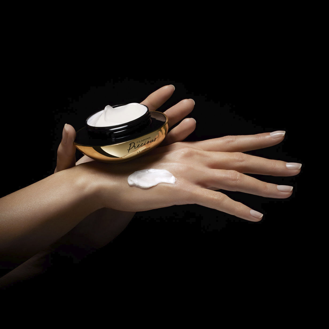 Precious La Cr&egrave;me Age-Defying Moisturiser