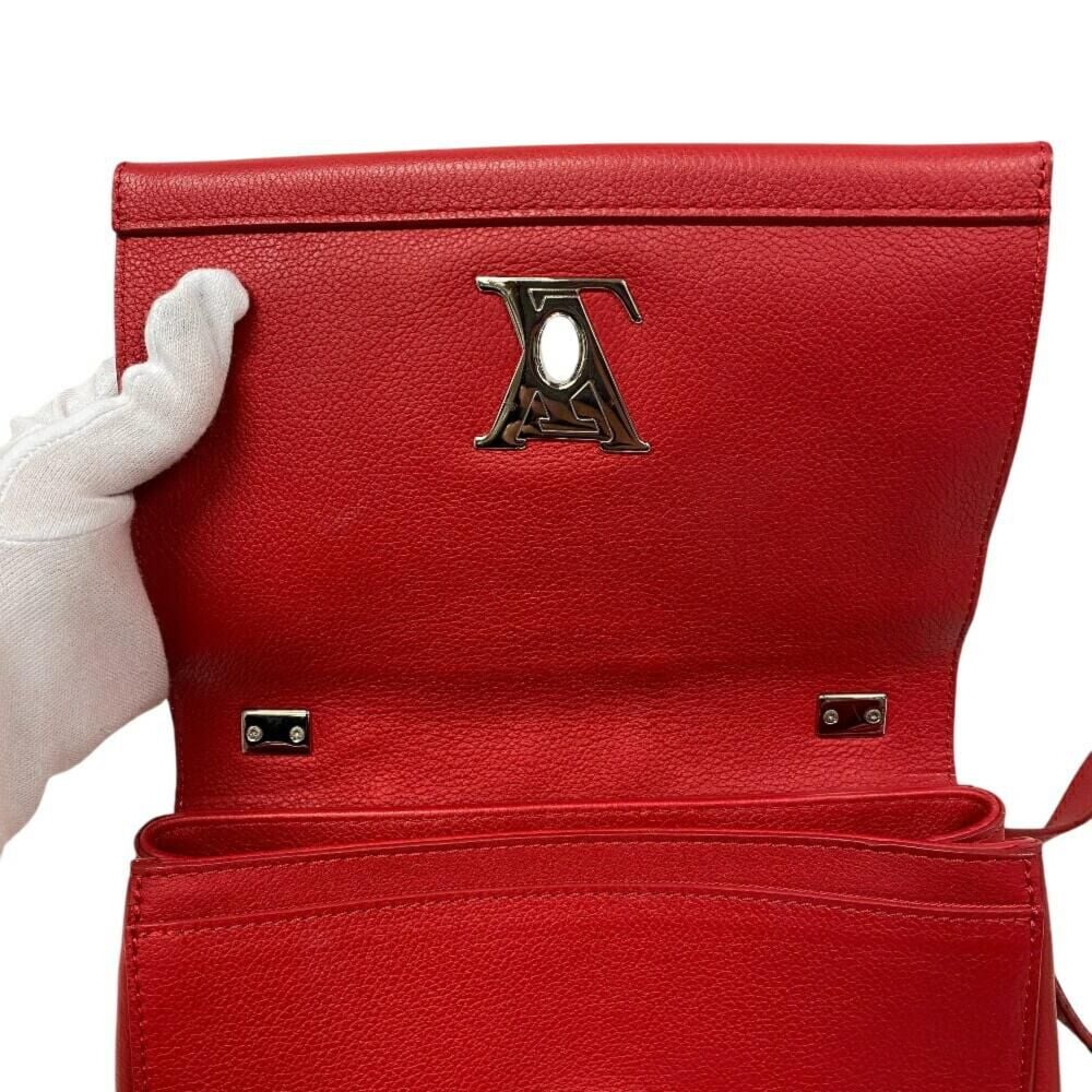 Louis Vuitton Shoulder Bags