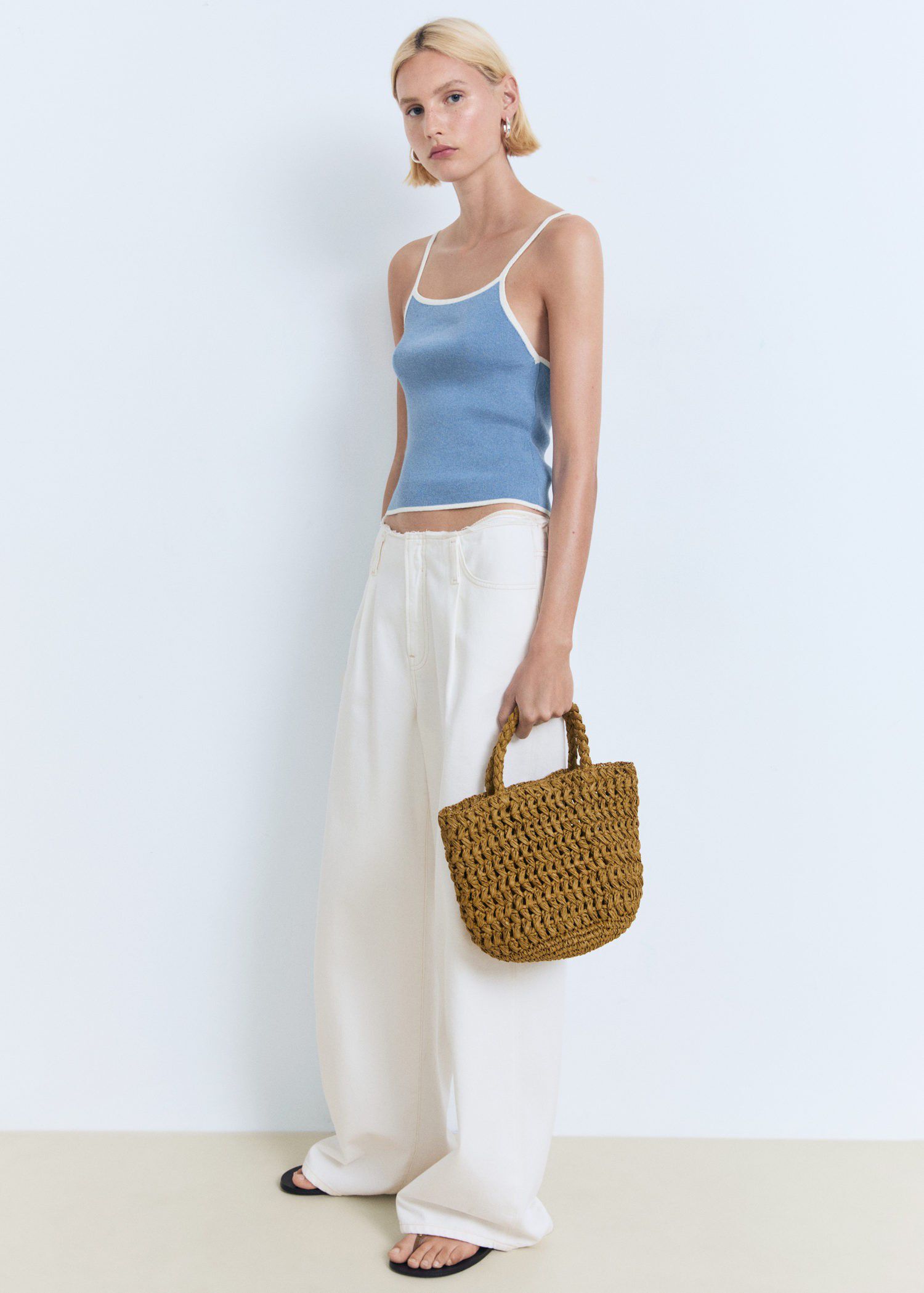 Knitted top with contrasting trim