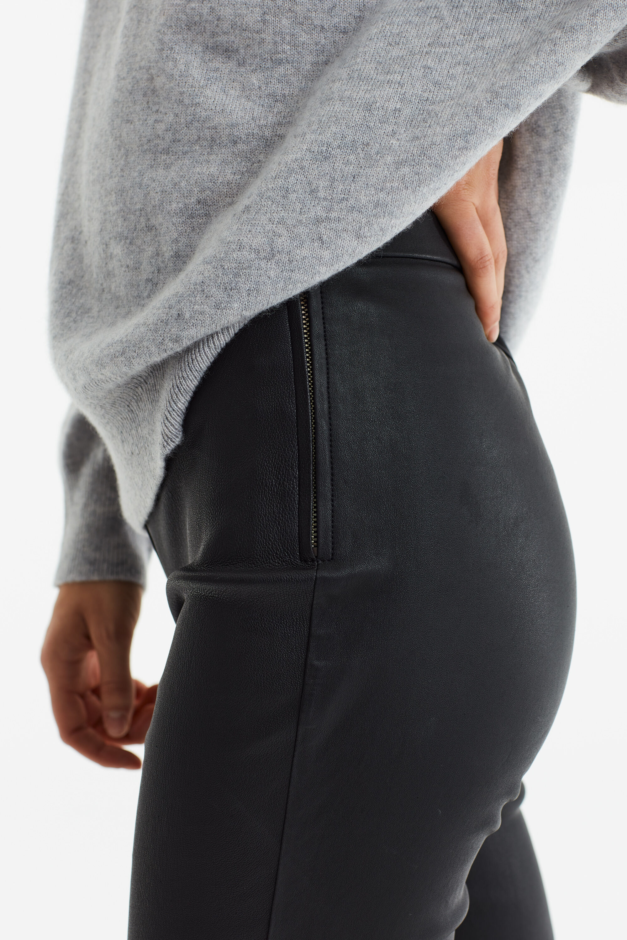 Evy 4 - 100% Leather