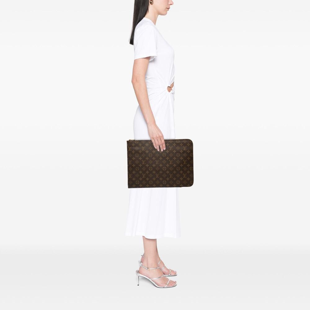 Louis Vuitton Poche Documents