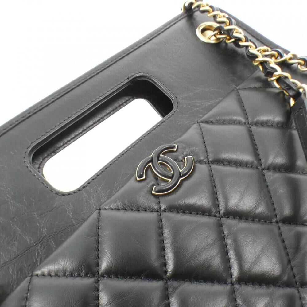 Chanel Shoulder Bag
