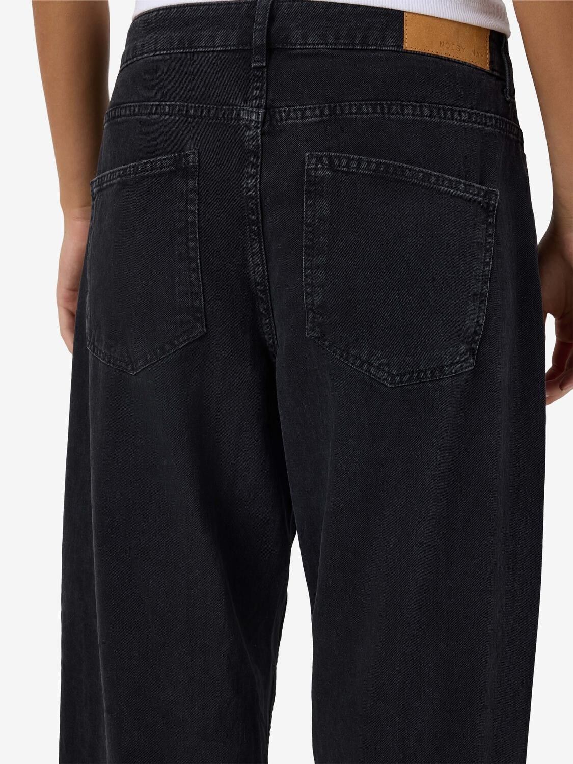 Nmalexa Mw Loose Jeans Ft004Bl Noos