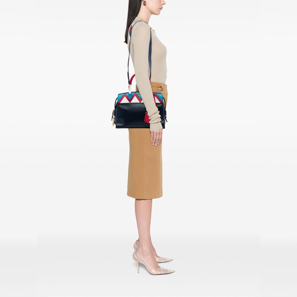 Prada Esplanade