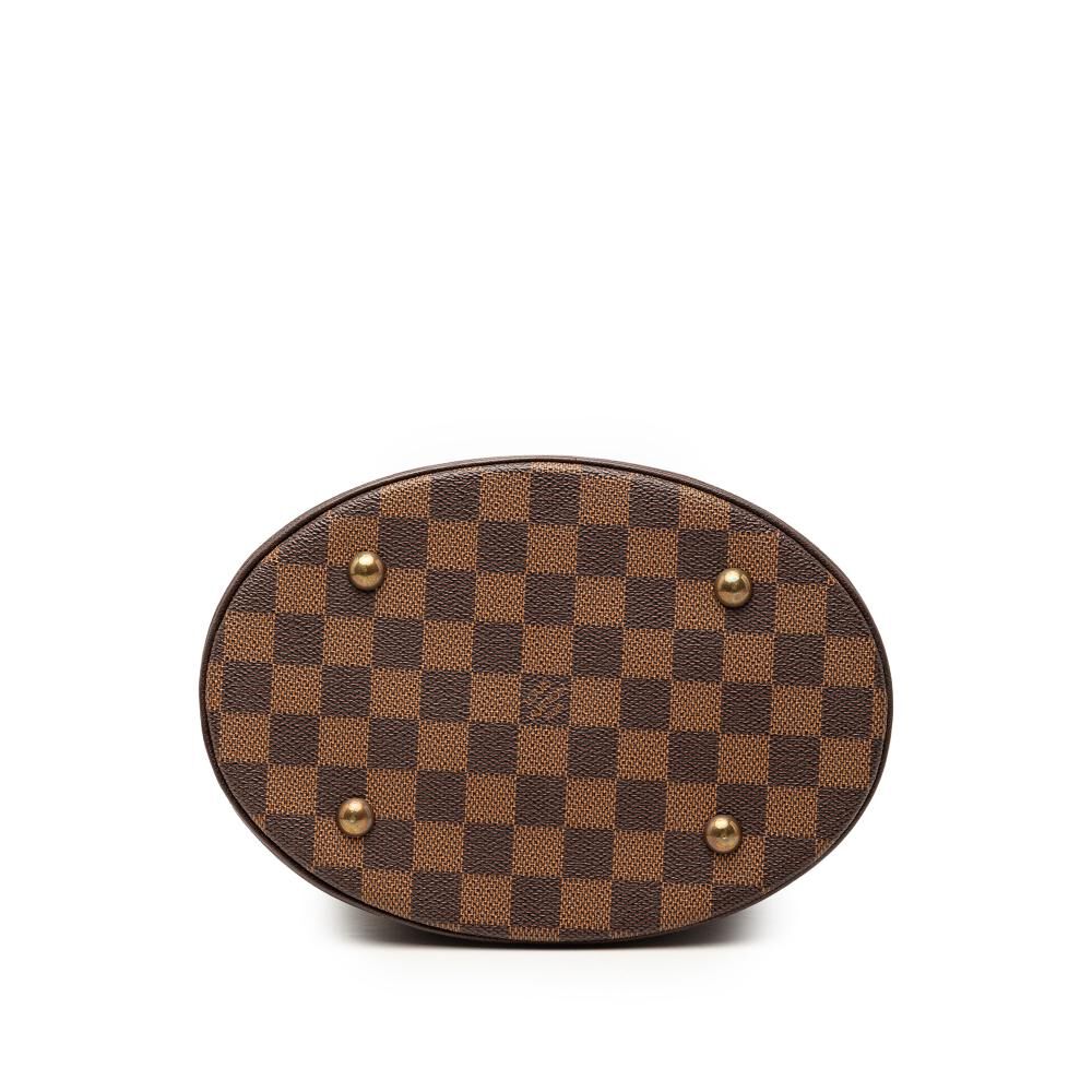 Louis Vuitton Marais