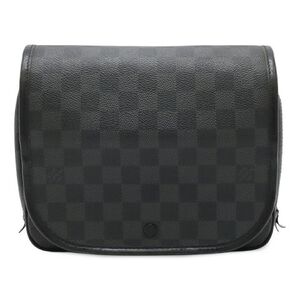 Louis Vuitton Clutch