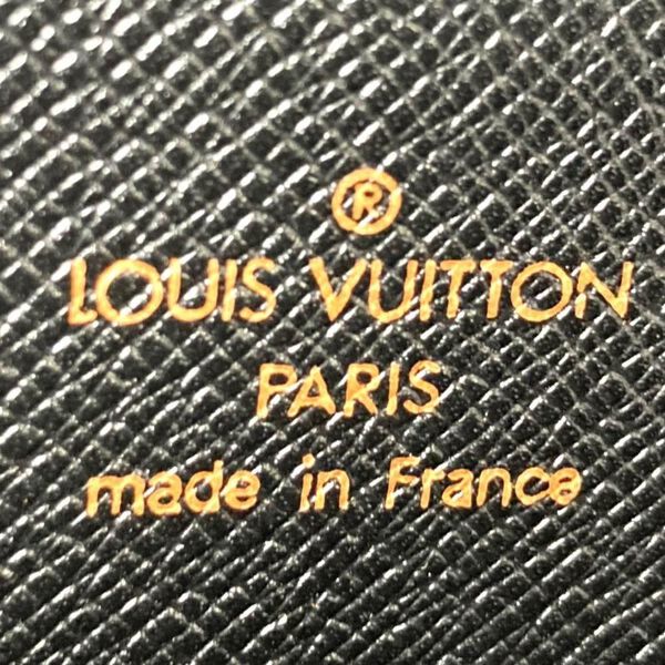 Louis Vuitton Clutch