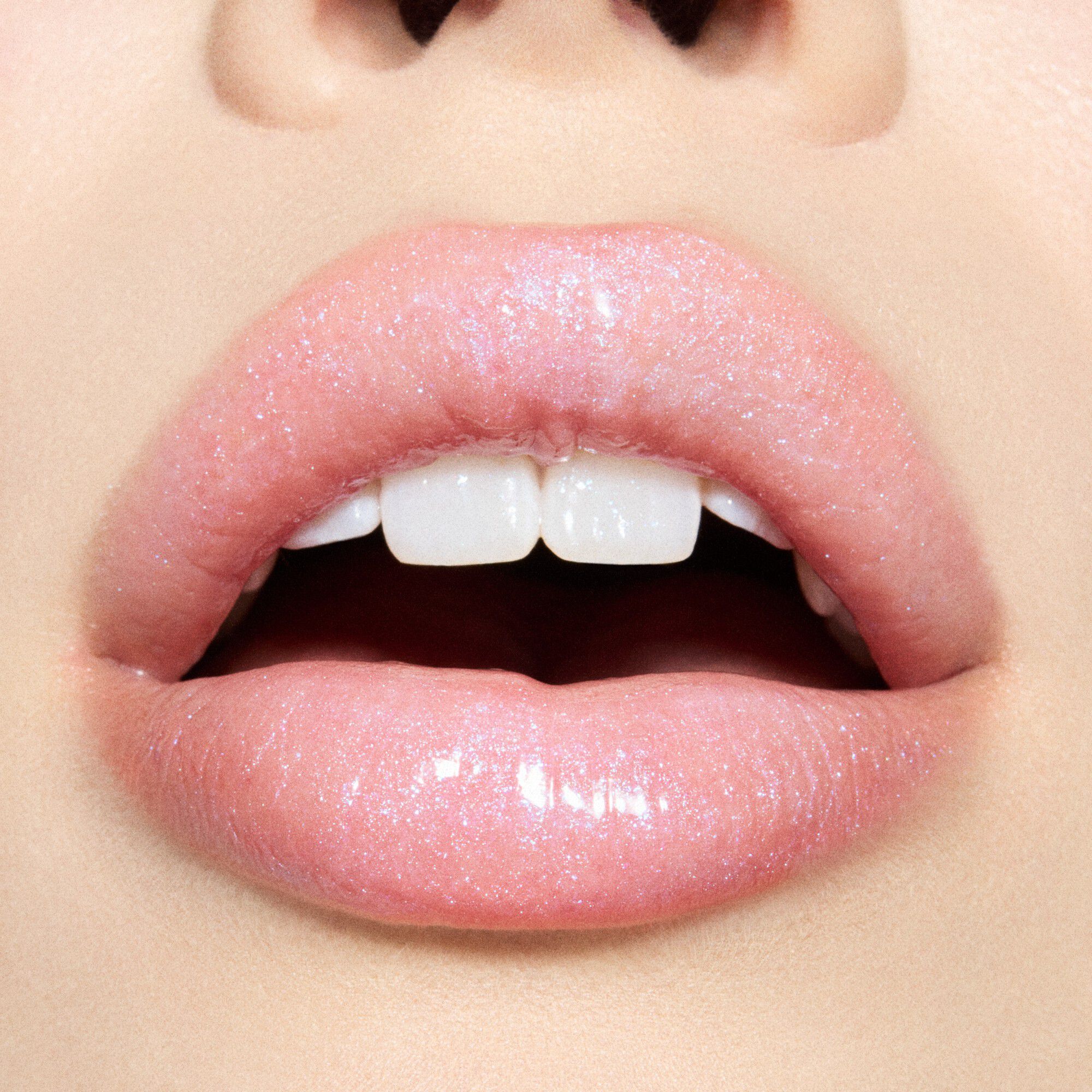 Squirt Plumping Shimmer Lipgloss Stick