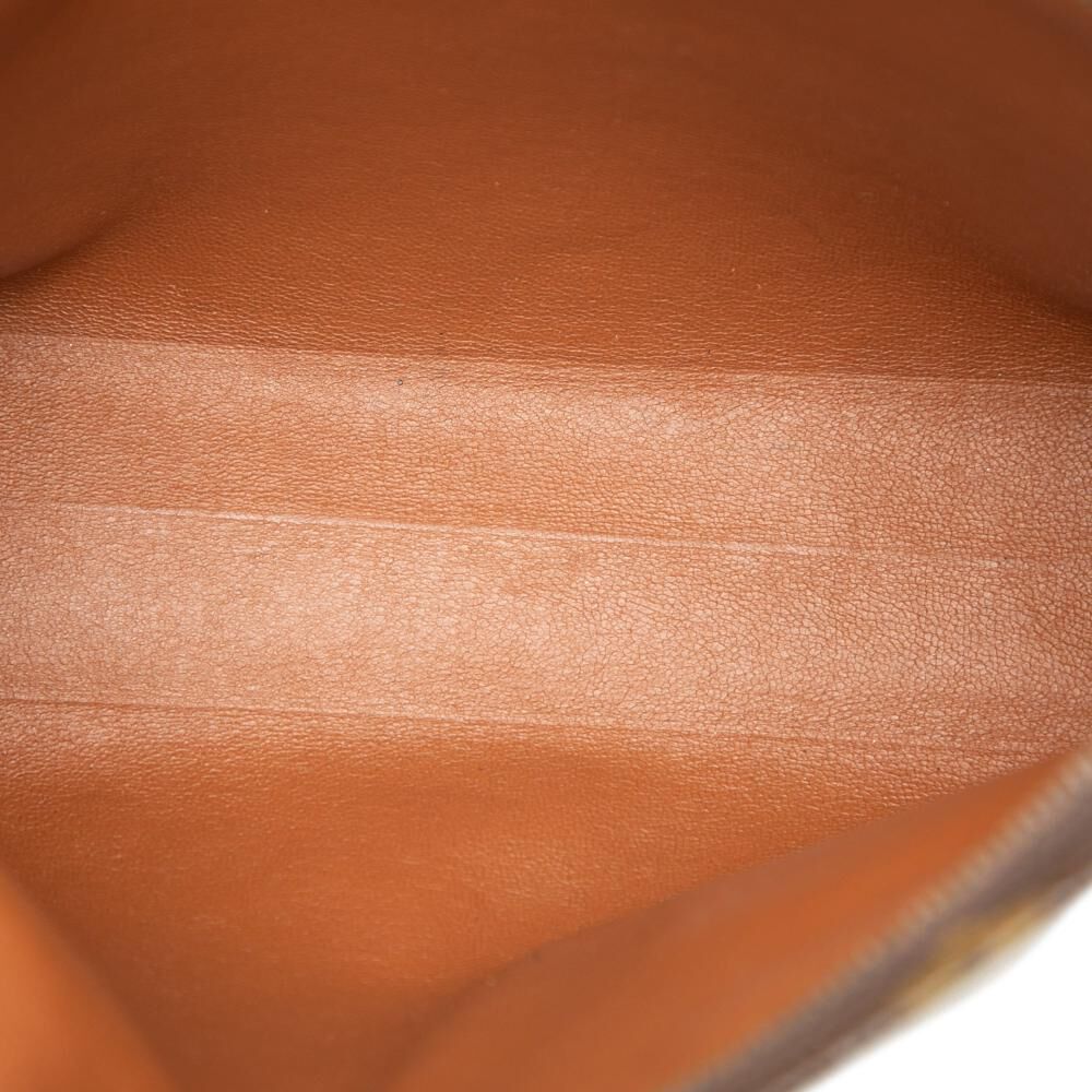 Louis Vuitton Taiga Toiletry Pouch