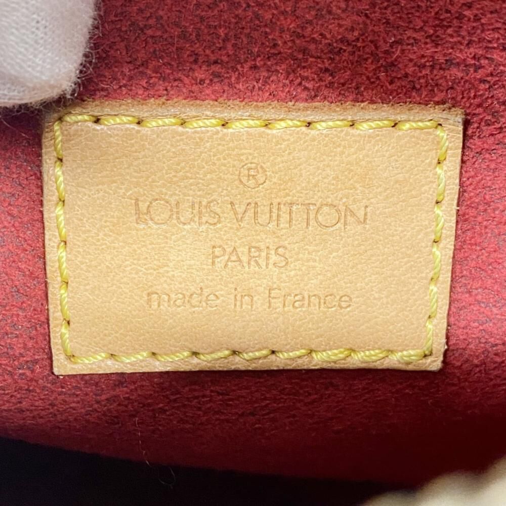 Louis Vuitton Croissant
