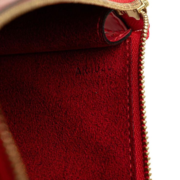 Louis Vuitton Pochette Accessoires