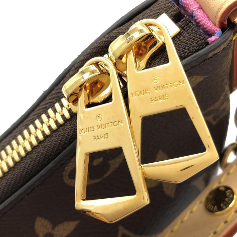 Louis Vuitton Shoulder Bags