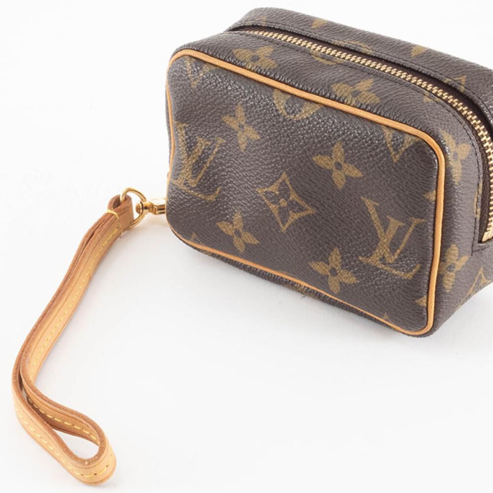 Louis Vuitton Clutch